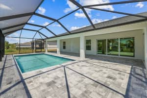 2818 18th Place, Cape Coral, FL 33993 - MLS#225039359