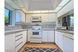 1632 Spoonbill Lane, Naples, FL 34105 - MLS#225039386