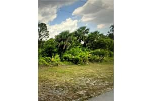 1060 Sunrise Boulevard, Lehigh Acres, FL 33974 - MLS#225039496