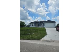 2710 10th Street, Lehigh Acres, FL 33976 Sold 09/02/25
