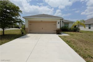 8350 Tortoise Isle Court, Lehigh Acres, FL 33972 - MLS#225039536