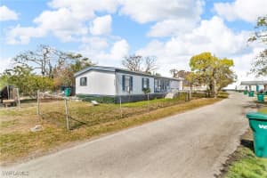 1160 Rewis Drive, Chokoloskee, FL 34138 - MLS#225039577