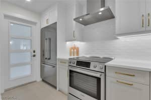 1300 Gulf Shore Boulevard, Naples, FL 34102 - MLS#225039646