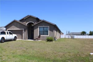 509 Sw 28th St, Cape Coral