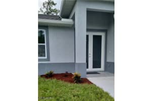 1102 15th Street, Lehigh Acres, FL 33972 Sold 07/11/25