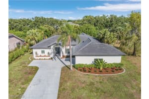 670 Henley Drive, Naples, FL 34104 Sold 06/30/25