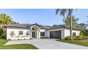 670 Henley Drive, Naples, FL 34104 Sold 06/30/25