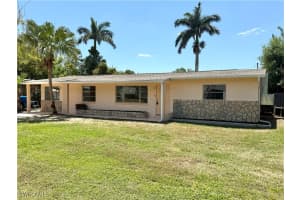 61 Glenmont Dr W, North Fort Myers