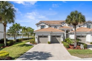 6893 Sterling Greens Ct 201, Naples