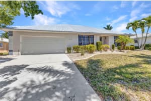 2718 Saint Thomas Drive, Punta Gorda, FL 33950 - MLS#225039936