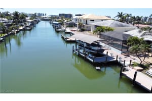 11 Palmview Boulevard, Fort Myers Beach, FL 33931 - MLS#225039942