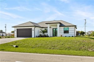 24 Kismet Parkway, Cape Coral, FL 33909 Sold 07/03/25