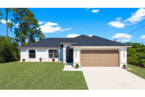 735 Naples Avenue, Lehigh Acres, FL 33974 Sold 05/19/25