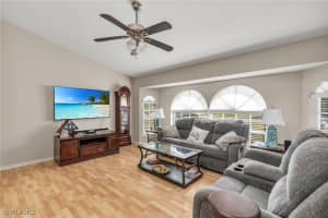 109 Valdiva St Punta Gorda, FL 33983 - Off Market