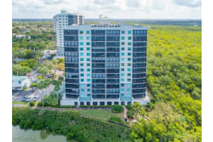 420 Cove Tower Drive, Naples, FL 34110 - MLS#225040057