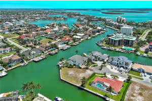 895 Banyan Court, Marco Island, FL 34145 - MLS#225040088