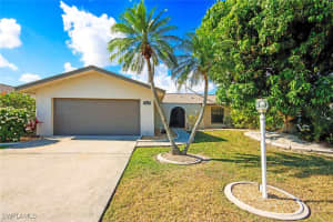 9753 Foxglove Circle, Fort Myers, FL 33919 Sold 05/16/25