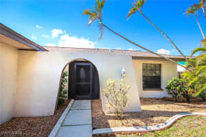 9753 Foxglove Circle, Fort Myers, FL 33919 Sold 05/16/25