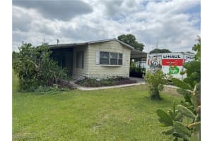 798 Avenue E Nw, Moore Haven