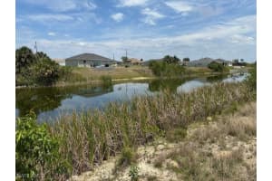 329 19th Terrace, Cape Coral, FL 33993 Sold 09/15/25