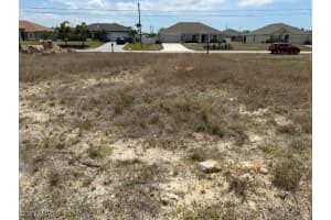 329 19th Terrace, Cape Coral, FL 33993 Sold 09/15/25