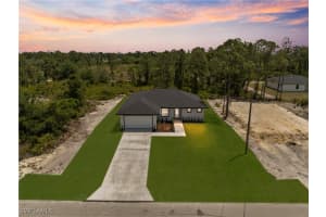 547 McArthur Boulevard, Lehigh Acres, FL 33974 - MLS#225040445