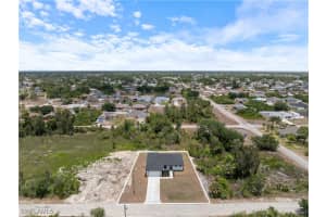 3404 38th Street, Lehigh Acres, FL 33976 Sold 08/29/25