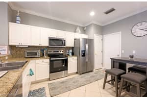 1048 Hampton Circle, Naples, FL 34105 - MLS#225040516