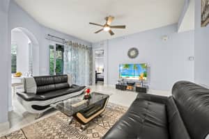 1465 Mariposa Circle, Naples, FL 34105 Sold 07/25/25