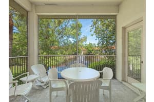 1036 Egrets Walk Cir 202, Naples