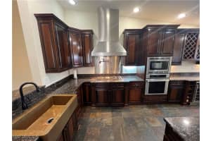 280 Naomi Drive, Naples, FL 34104 Sold 07/16/25