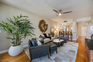 401 Bayfront Place, Naples, FL 34102 - MLS#225040677