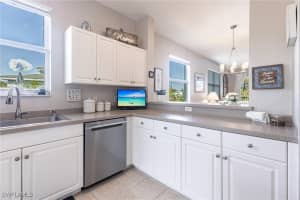 4000 Loblolly Bay Drive, Naples, FL 34114 - MLS#225040681