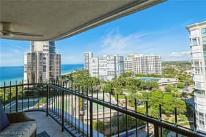 4251 Gulf Shore Blvd N 16b, Naples