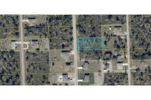 916 Richmond Avenue, Lehigh Acres, FL 33972 - MLS#225040698