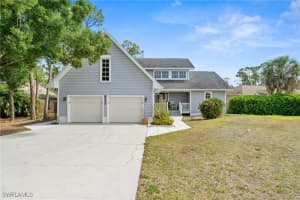 8045 Cypress Dr S, Fort Myers