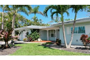 253 Bayshore Drive, Cape Coral, FL 33904 - MLS#225040750