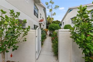5045 Cedar Springs Drive, Naples, FL 34110 Sold 07/10/25