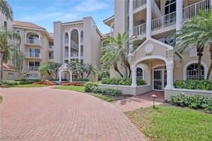 8440 ABBINGTON Circle, Naples, FL 34108 Sold 06/25/25