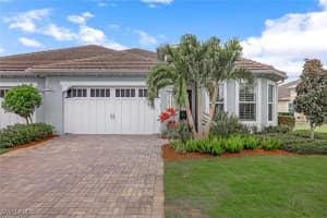 7075 Dominica Dr, Naples