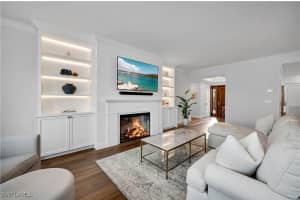 4000 Gulf Shore Blvd N 1400, Naples