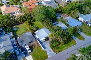 1315 Frank Whiteman Boulevard, Naples, FL 34103 Sold 05/30/25