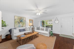 380 4th Avenue, Naples, FL 34102 - MLS#225040876