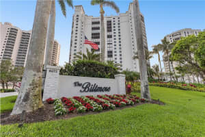 8473 Bay Colony Drive, Naples, FL 34108 - MLS#225040895
