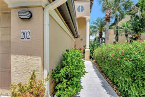 190 Vintage Circle, Naples, FL 34119 - MLS#225041000