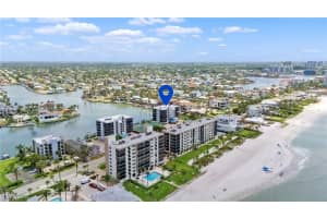 10420 Gulf Shore Dr 132, Naples