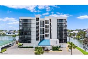10420 Gulf Shore Drive, Naples, FL 34108 - MLS#225041036