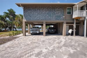 2213 River Pine Drive, Fort Myers, FL 33905 - MLS#225041092