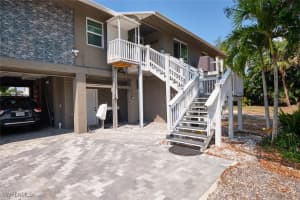 2213 River Pine Drive, Fort Myers, FL 33905 - MLS#225041092