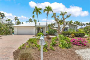 3625 San Carlos Dr, St James City